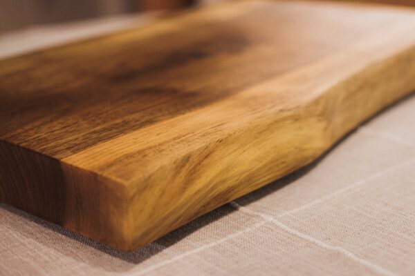 Live Edge Walnut Chopping Board