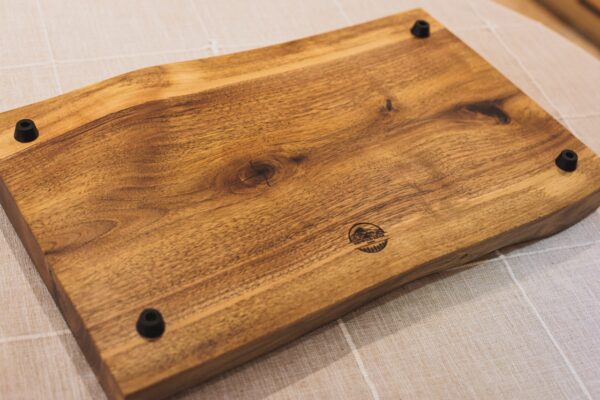 Live Edge Walnut Chopping Board